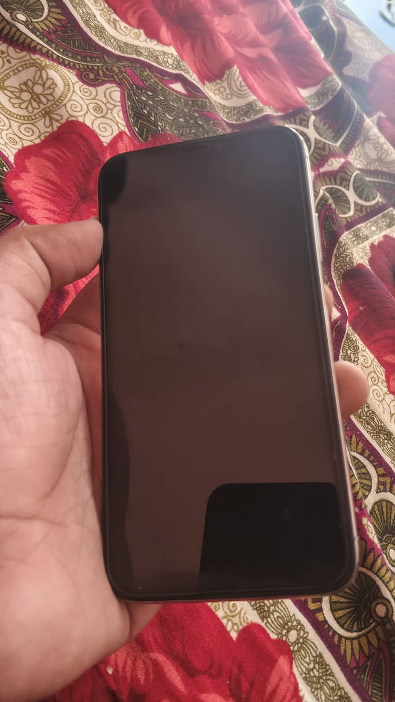 Apple iPhone X 3
