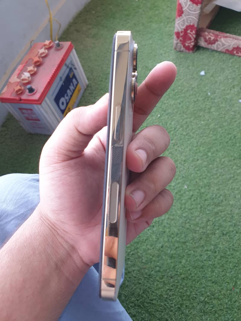 Apple iPhone 13 Pro 5