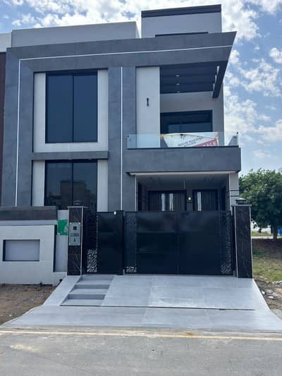 Luxary 5 Marla Brand New House For Sale In Phase 1 Bahria Orchard Eastern Ext Raiwind Lahore