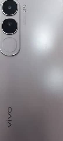 Vivo Y200