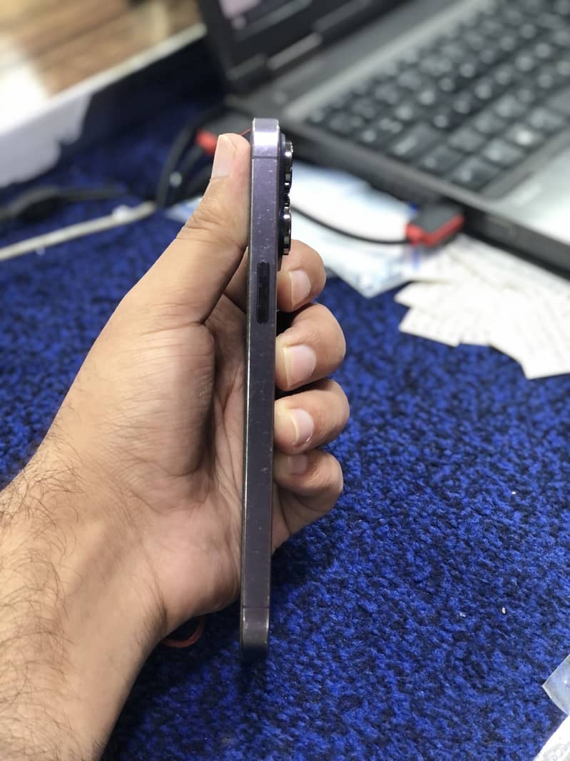Apple iPhone 14 Pro Max 3