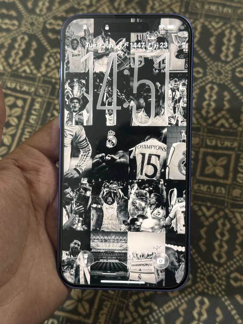 Apple iPhone 16 Plus 2