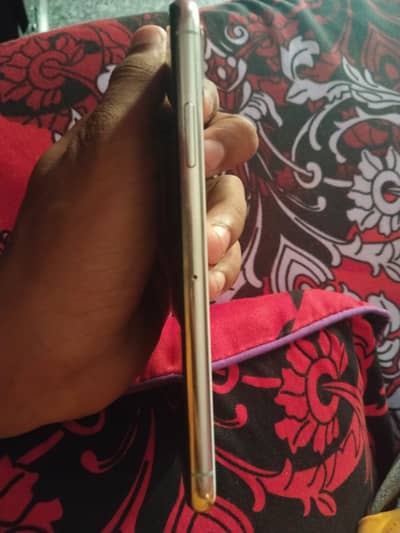 Chat on watsapp only 03028213430 iphone x pta