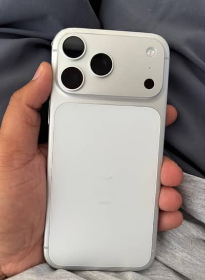 Apple iPhone 17 Pro Max