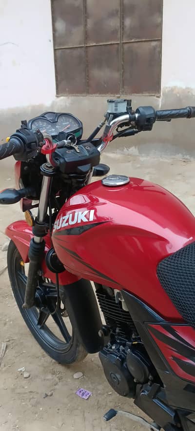 SUZUKI GR 150 2021