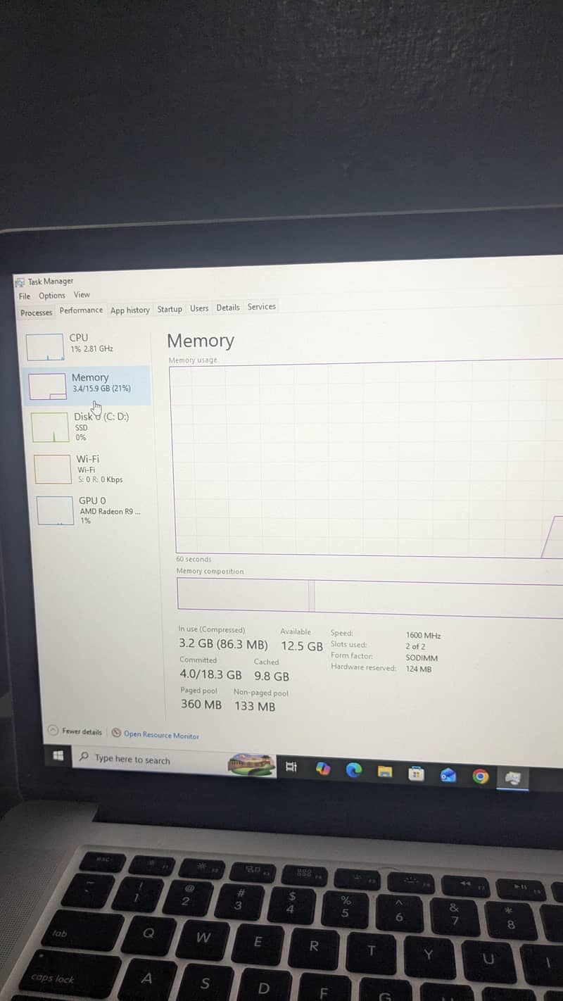 MacBook pro 2015 7
