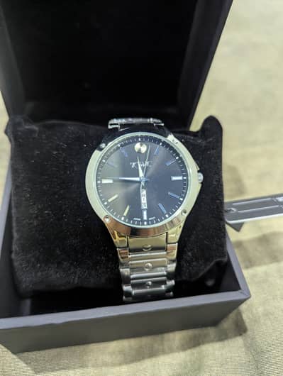 Men's Black dial and Silver Steel chain watch| Stylish and Casual