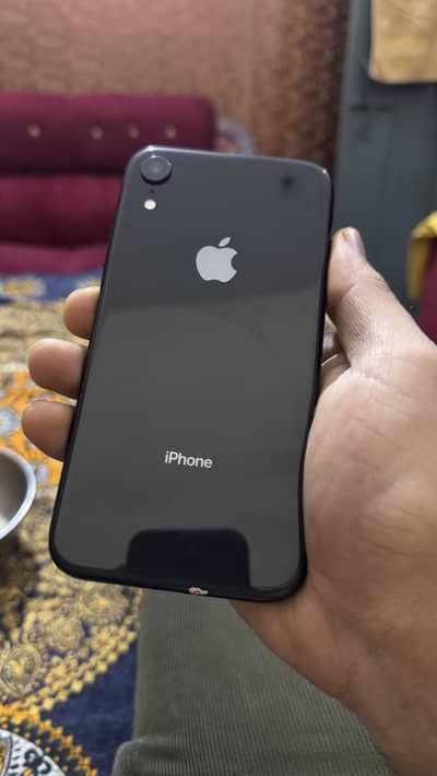 Apple iPhone XR