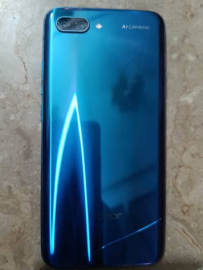 Honor 10 6GB RAM 128 storage