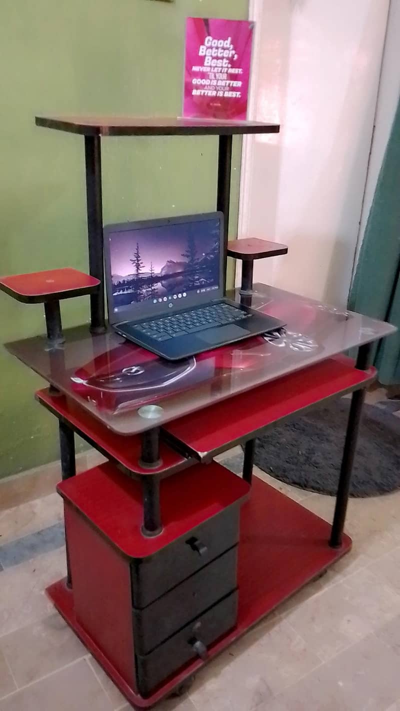 Glass Computer table 1