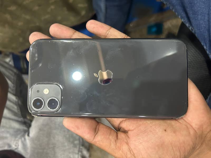 IPHONE 11 BRAND NEW IS  UP FOR SALE 0