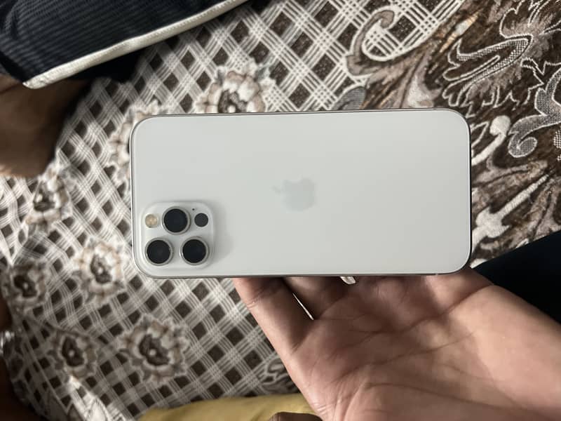 iPhone12 pro 0