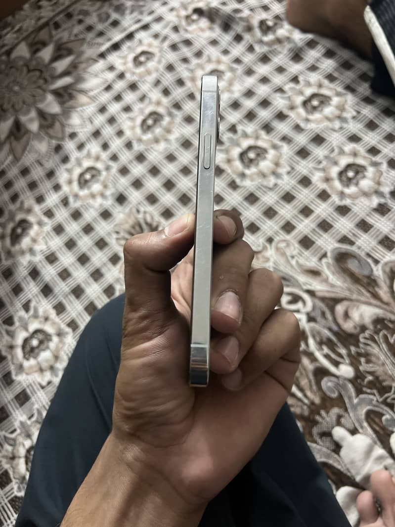iPhone12 pro 2
