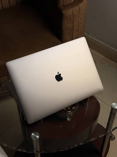 MacBook Pro 2019 16 inch