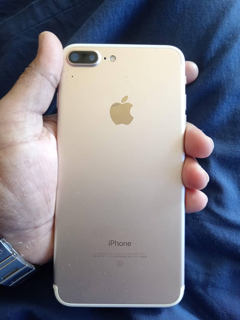 Apple iPhone 7 Plus 0