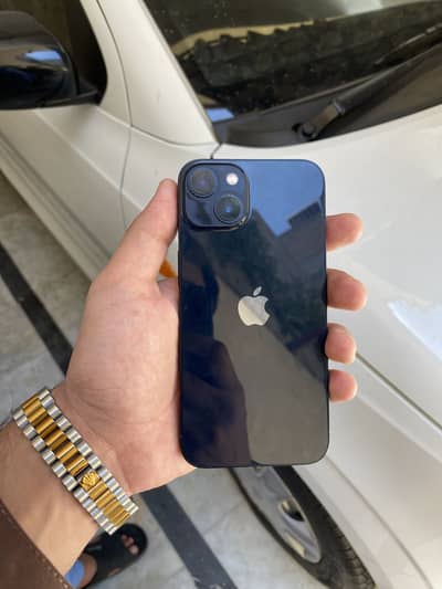 Apple iPhone 13