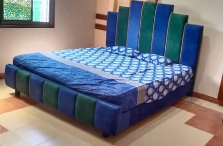 wooden bed 19k
