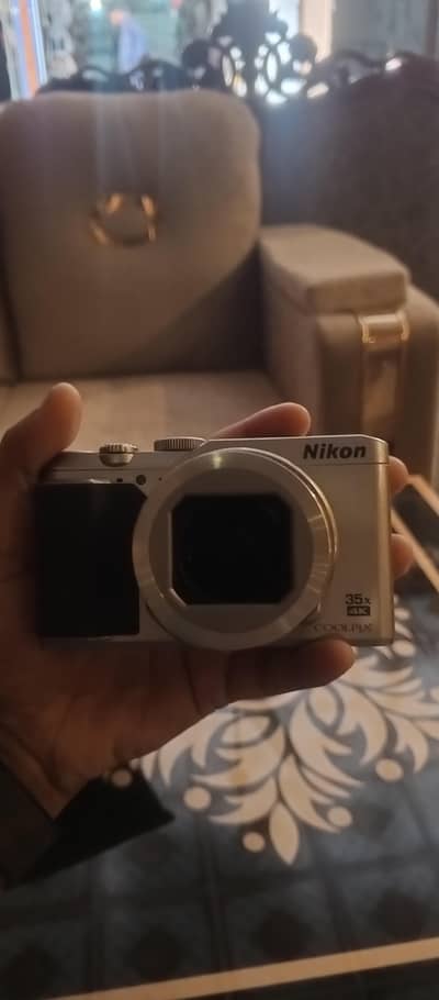 Nikon Coolpix a900 camera 4k 35x zoom