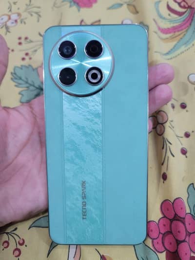 Tecno SPARK 30 Pro