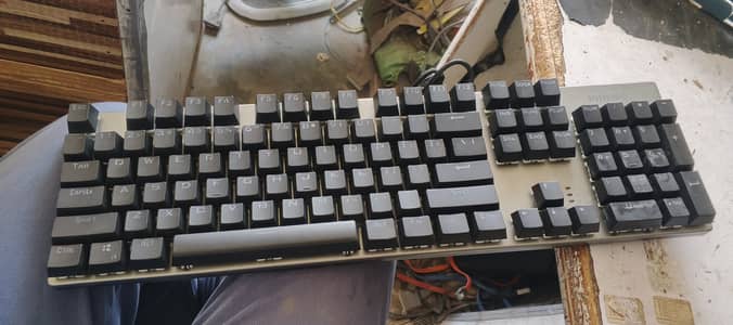 Philips Wired Gamming Mechanical Keyboard colorful backlight metal