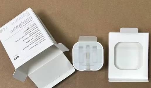 iPhone adapter