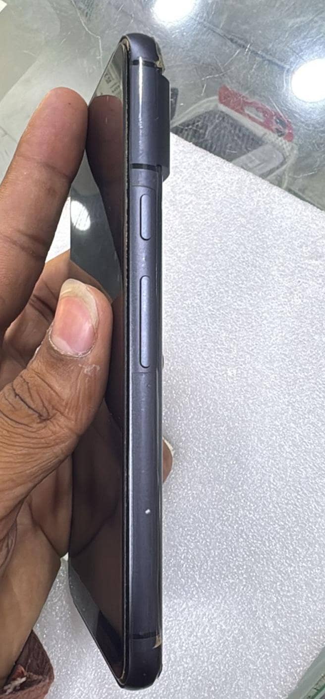 Google Pixel 8 3