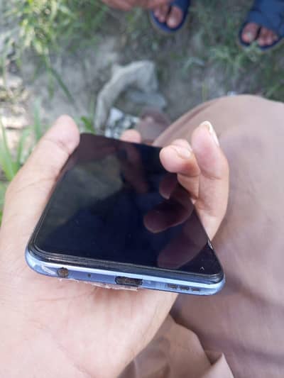 Vivo Y51s