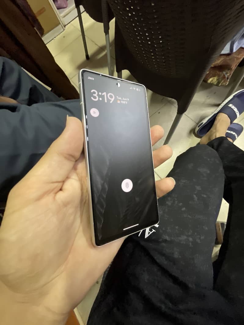 Google Pixel 7a 3