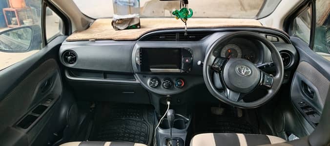 Toyota Vitz 2017