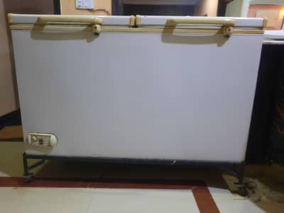 waves fridge + freezer