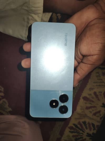 Realme Note 50/4Ram 64Rom all okay bus samne camera main dust hai Box