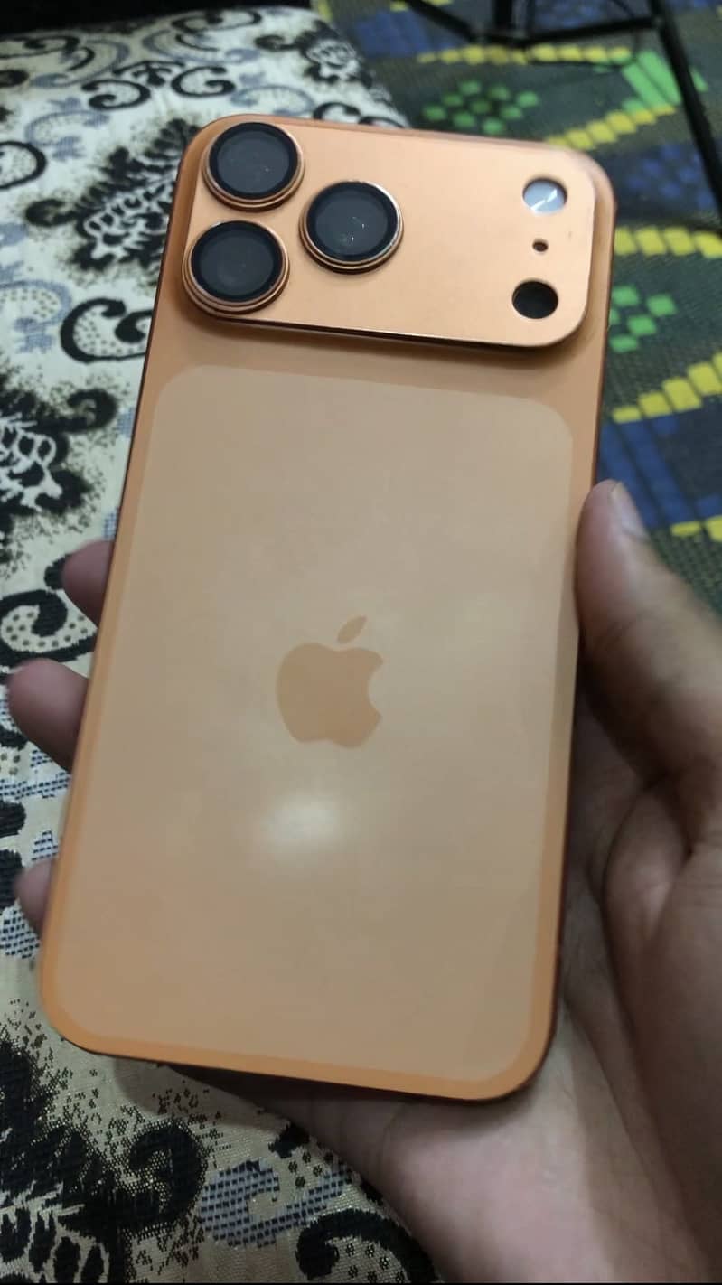 iPhone 15 Pro Max 7