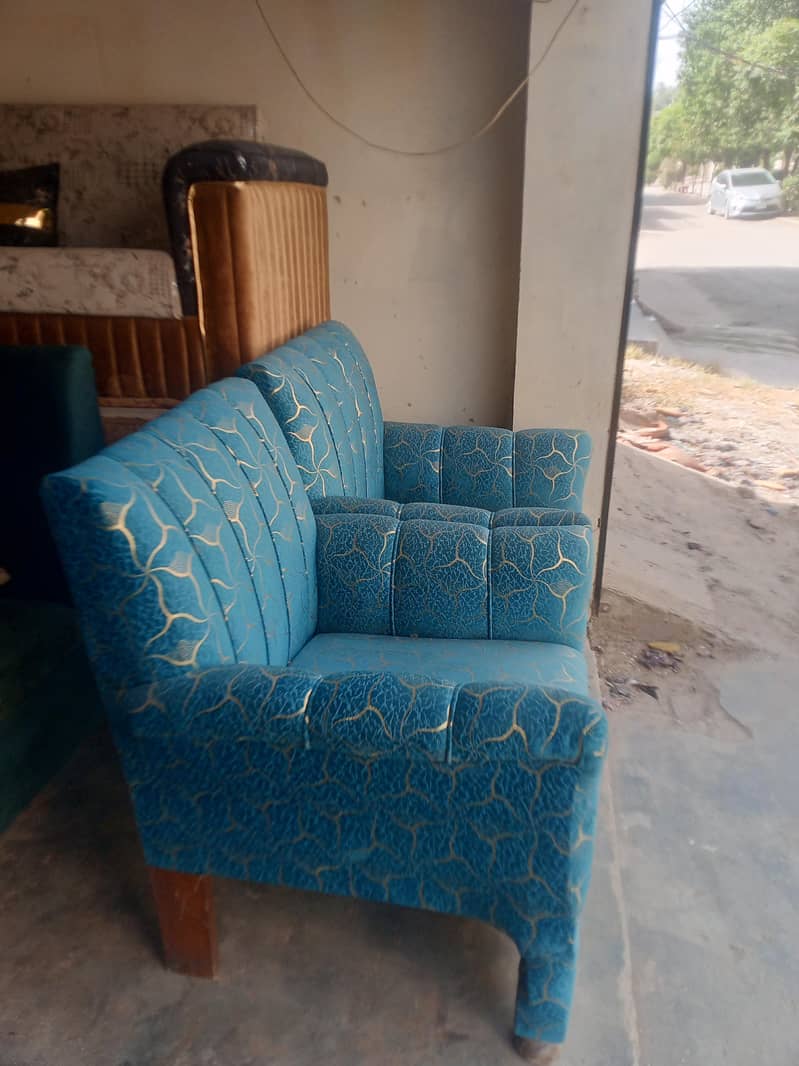 chairs 0
