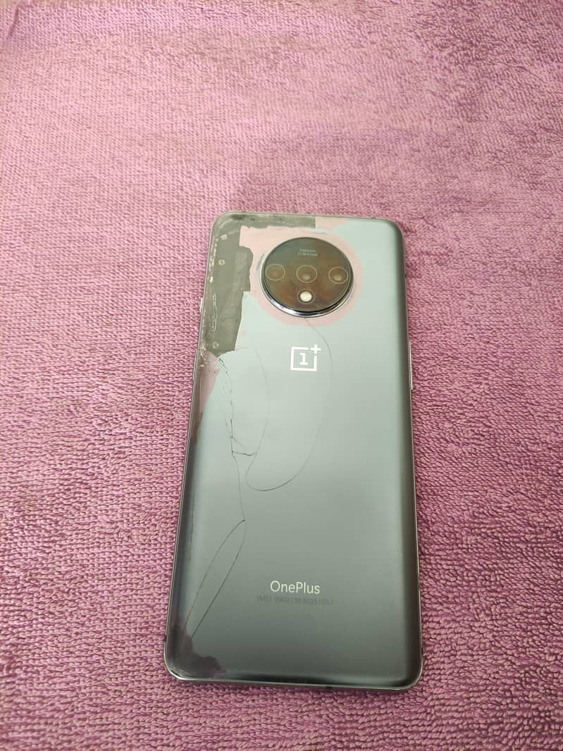 One Plus 7T 1