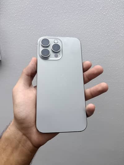 Apple iPhone 15 Pro Max