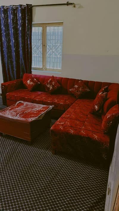 brand new 7 seater sofa plus table