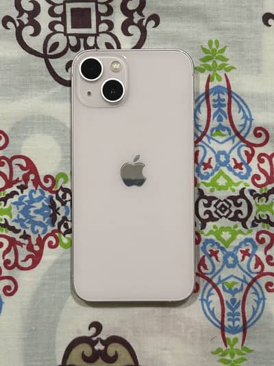 Apple iPhone 13