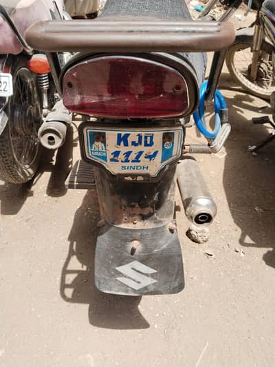 suzuki GS150 model 2016