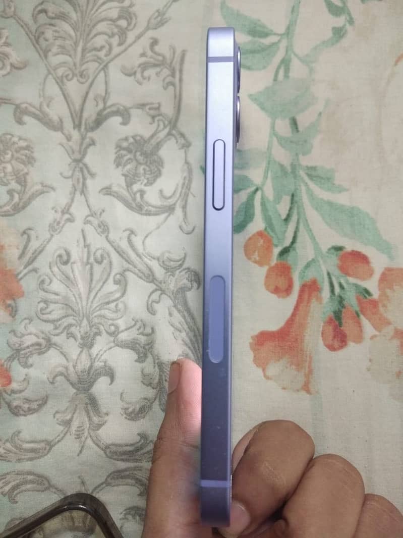 Apple iPhone 12 mini 1
