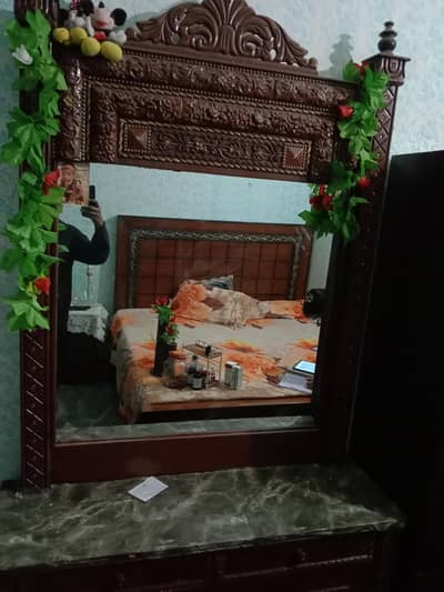 Dressing table and kids bicycle for sale