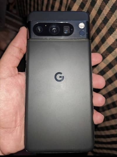 Google Pixel 8 Pro