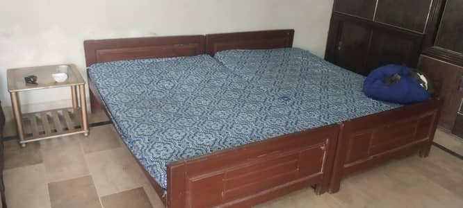 2 single beds with mattress for sale 4by7 size