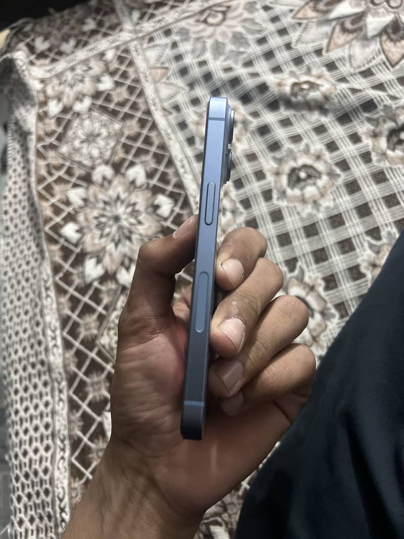 iPhone 14 2
