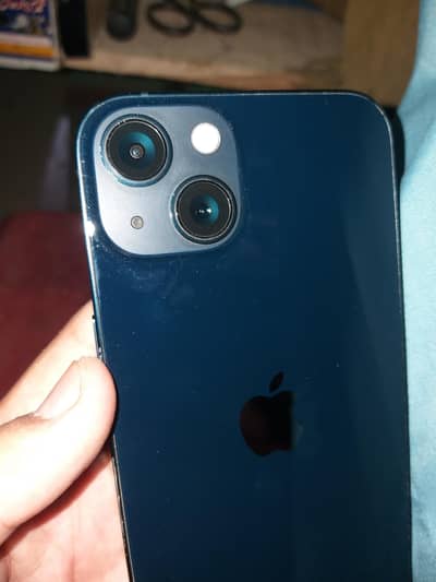 Apple iPhone 13