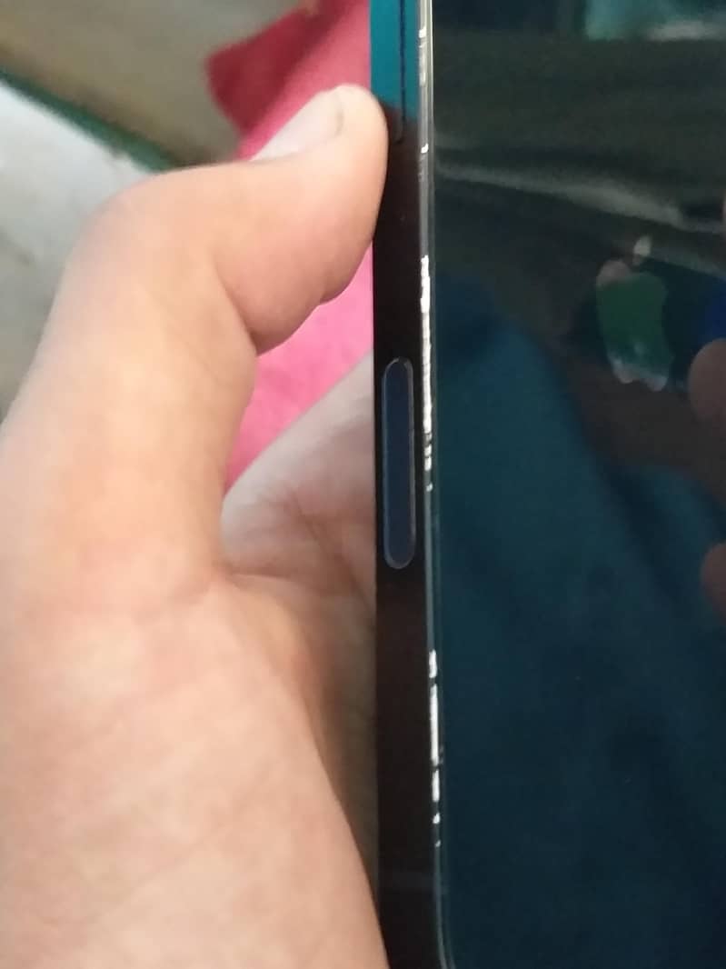 Apple iPhone 13 3