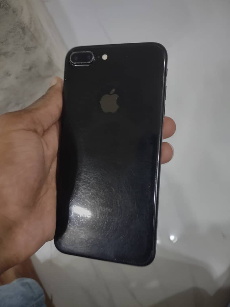 Apple iPhone 7 Plus 0