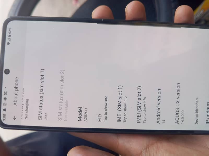 Sharp Aquos  R7 pta 6