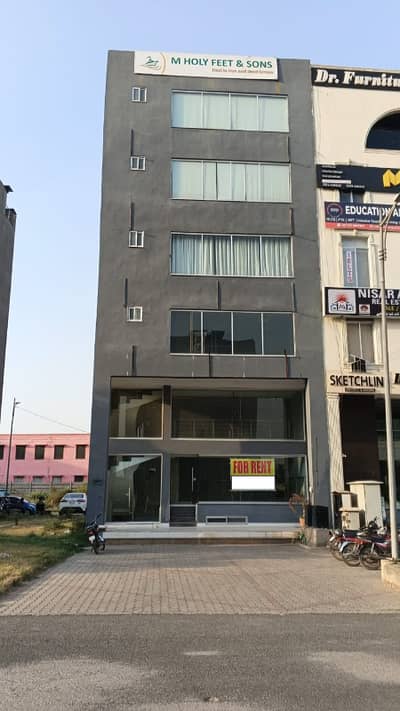 Basement, Mazanine & Ground Floor 4 Marla Plaza Available for Rent