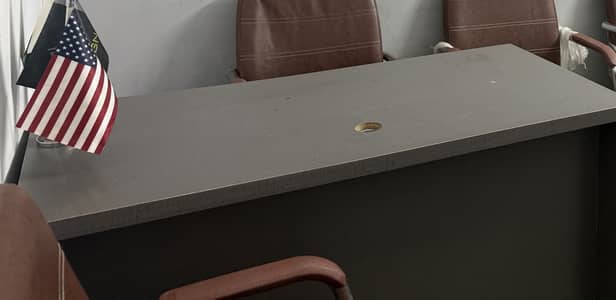 Office table