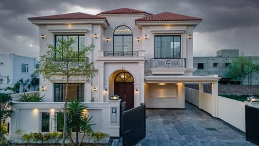 Hot Property Alert | Beautiful 1-Kanal House in Prime Location